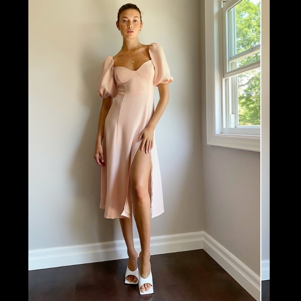 COPY - NWT Aritzia Novella Dress in Soft Blush Pi…
